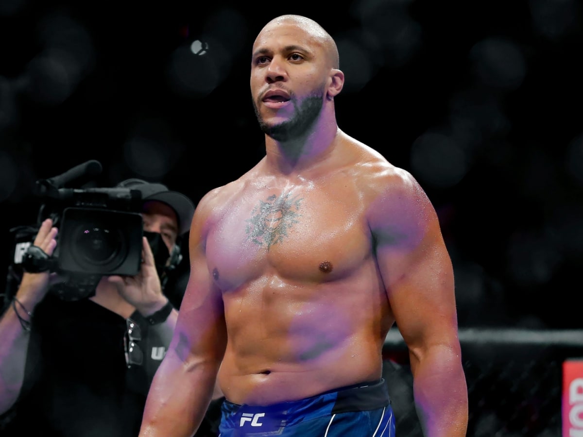 8 UFC Fighters Who've Called France Home