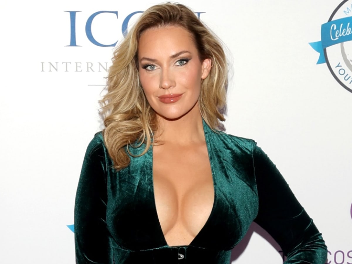 Paige Spiranac Explains How to Hit a Knockdown Shot - Men's Journal