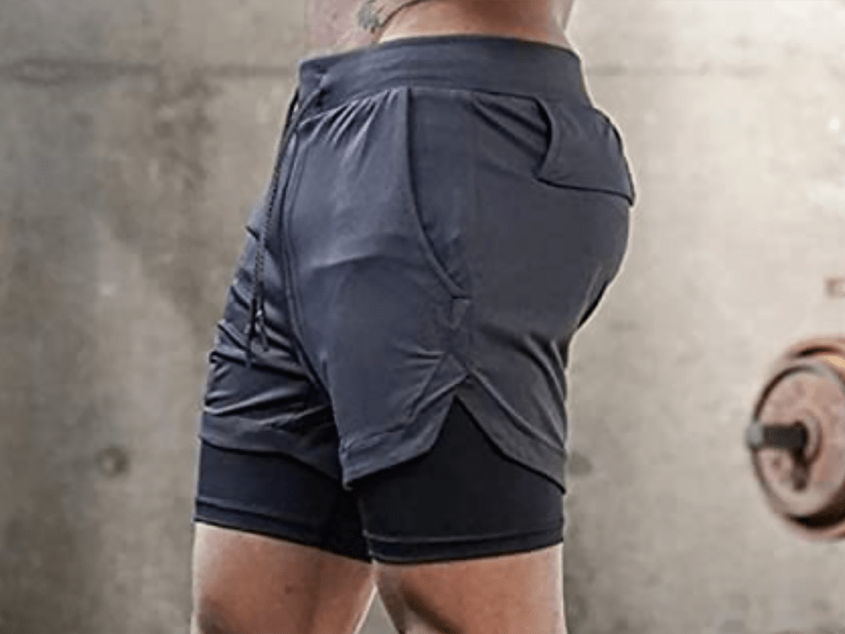 These Bestselling Running Shorts Have Both a Phone and Towel Holder - Men's  Journal