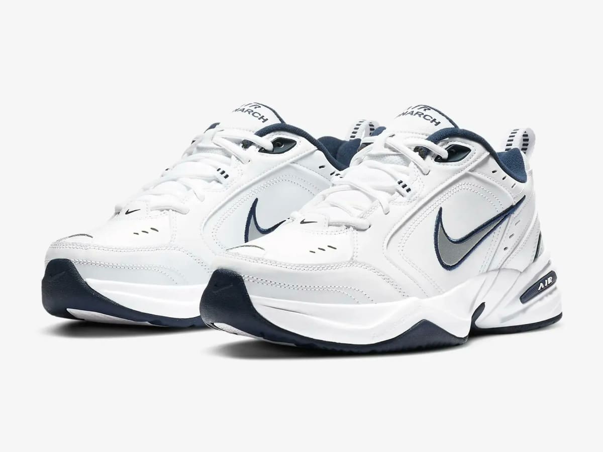 Shoes similar to nike air monarch clearance