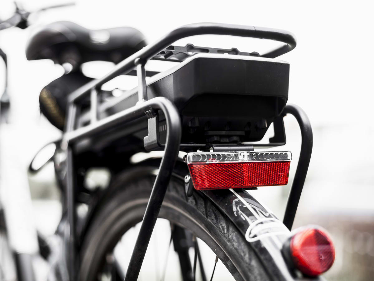 Adding electric sale motor to bicycle