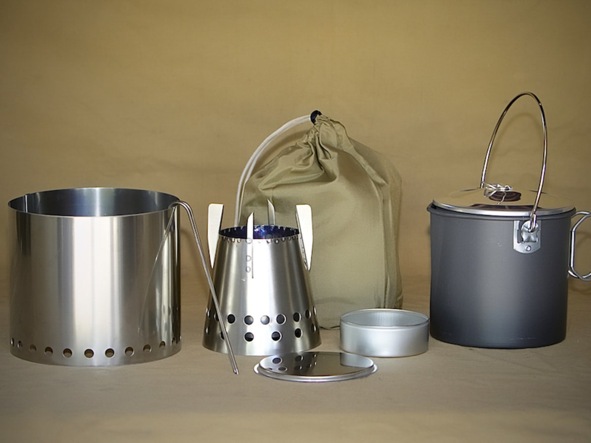 Get your titanium Bushcooker from Four Dog Stove--works like