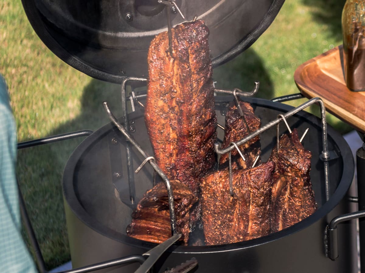 Best barbecue smokers top