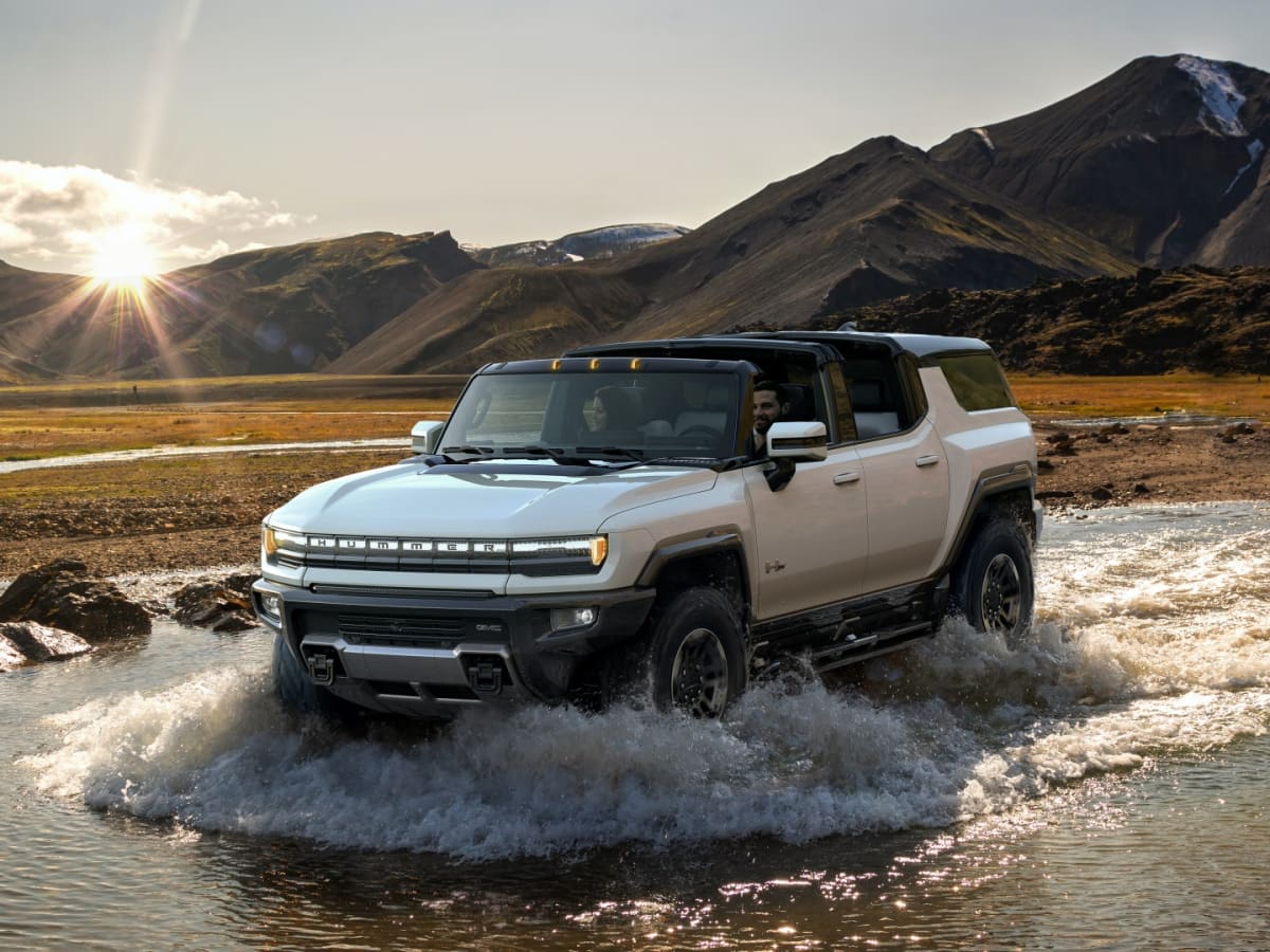 Hummer store 2021 ev