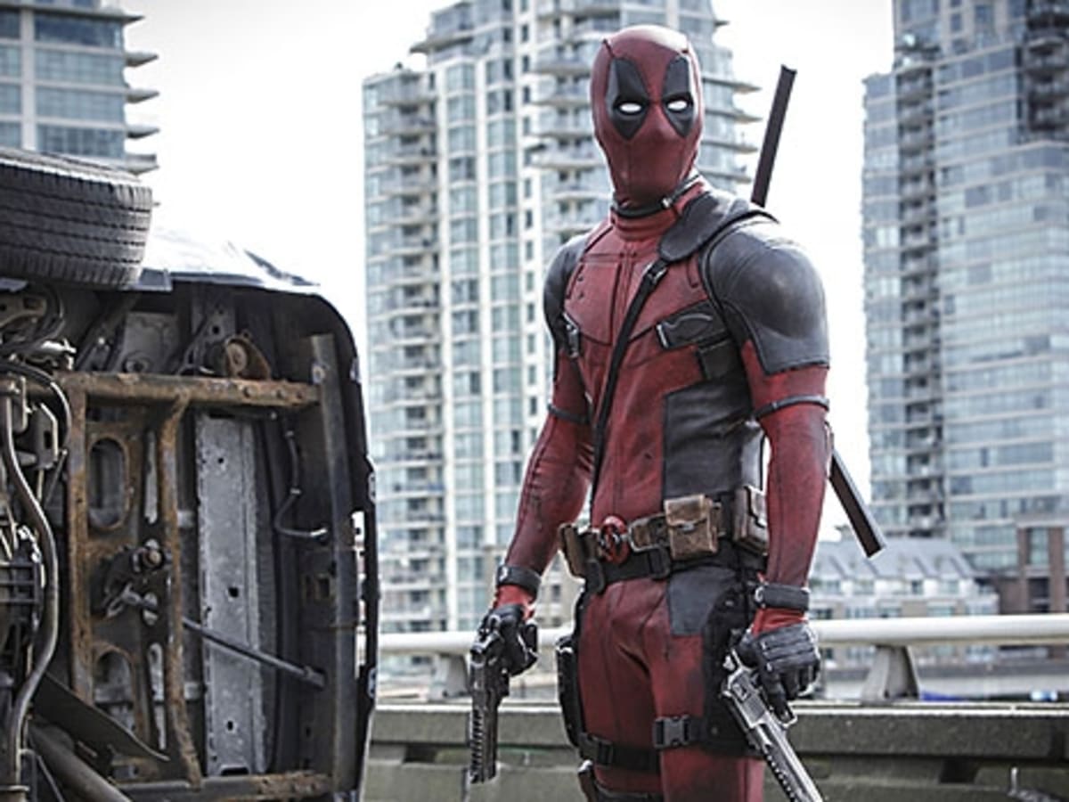How Ryan Reynolds Got in Superhero Shape for Deadpool Men s