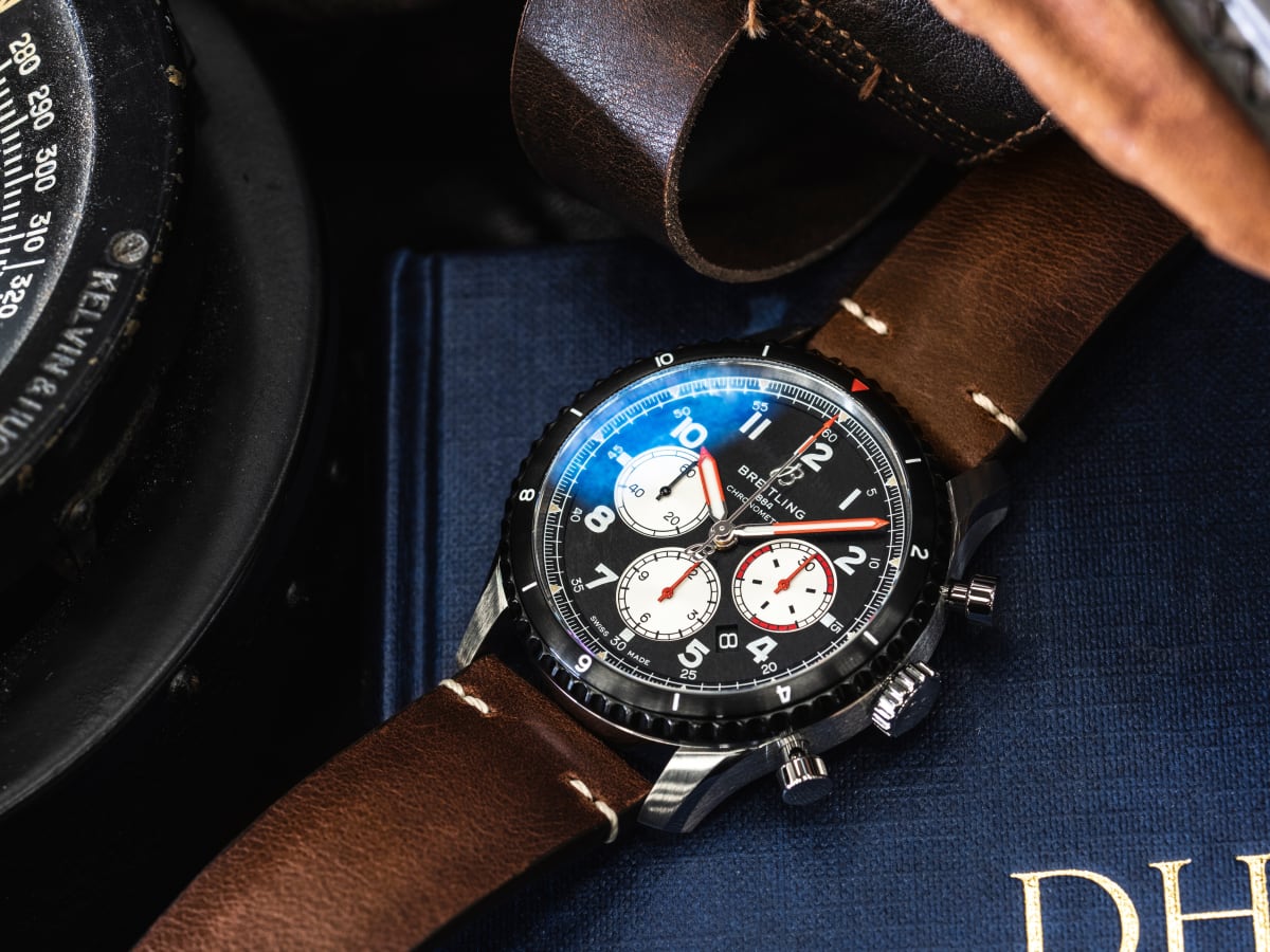 Luxury swiss watch best sale brand worn by aviators