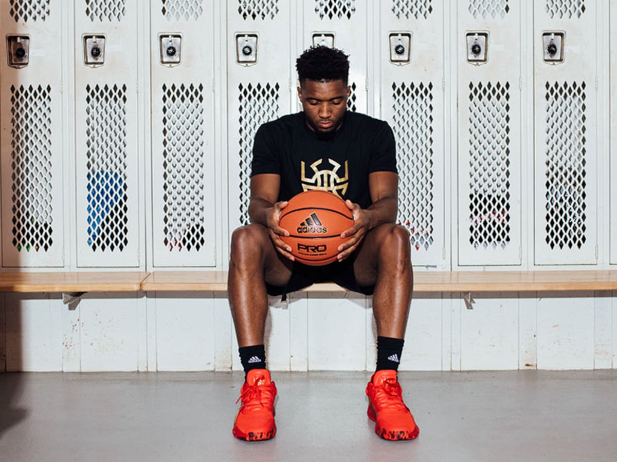 Donovan mitchell shoes iron man sale