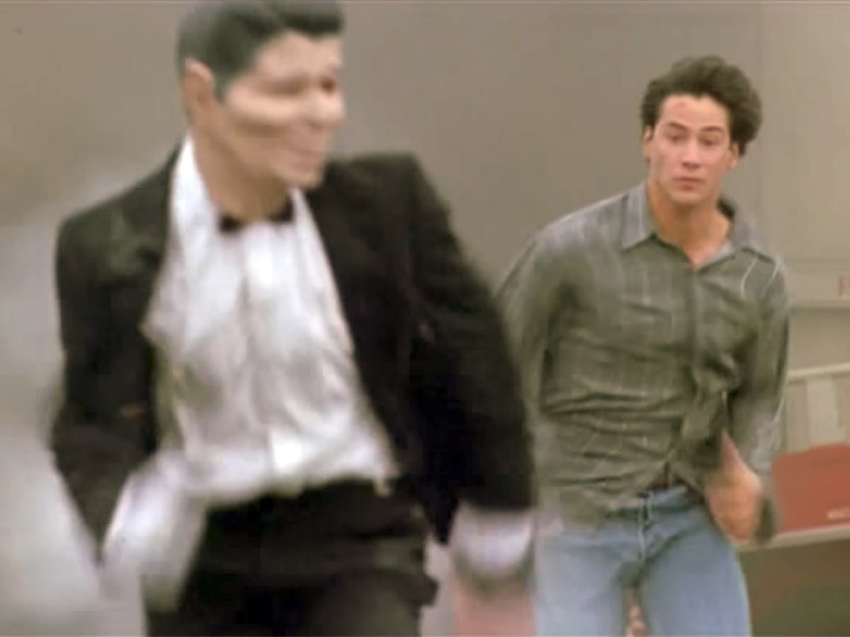 Keanu reeves top tommy hilfiger shirt
