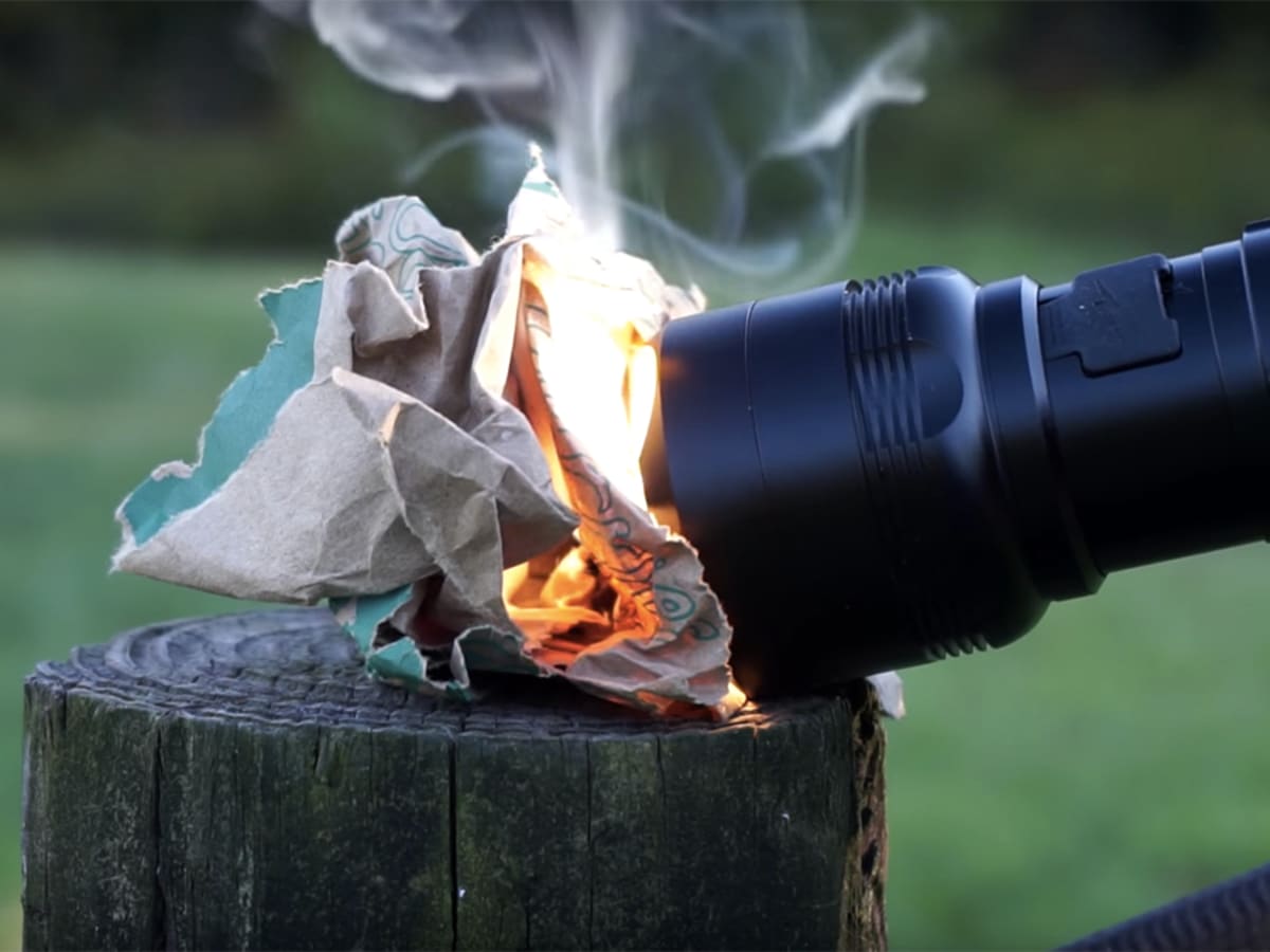 Flashlight that best sale starts fires