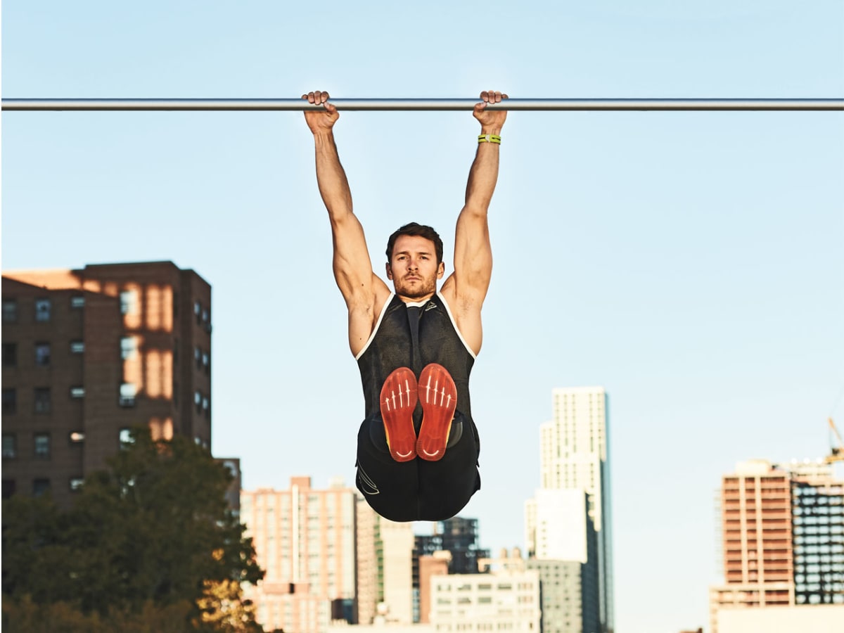 Leg raises with pull up 2025 bar