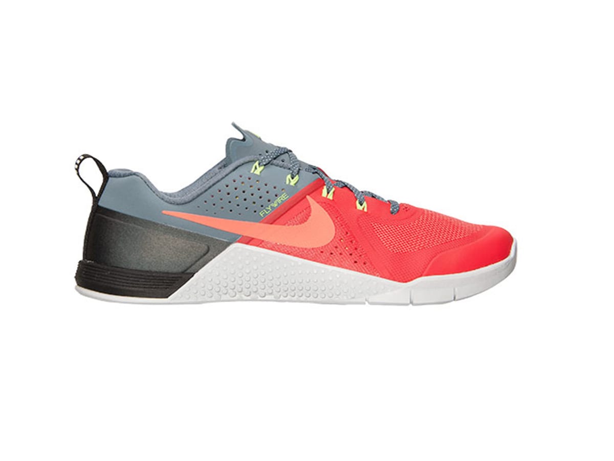 Nike metcon 1 banned for sale 2025