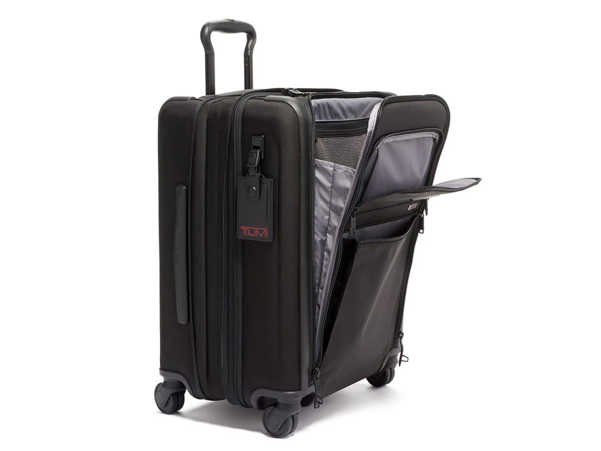 Tumi luggage clearance worth it