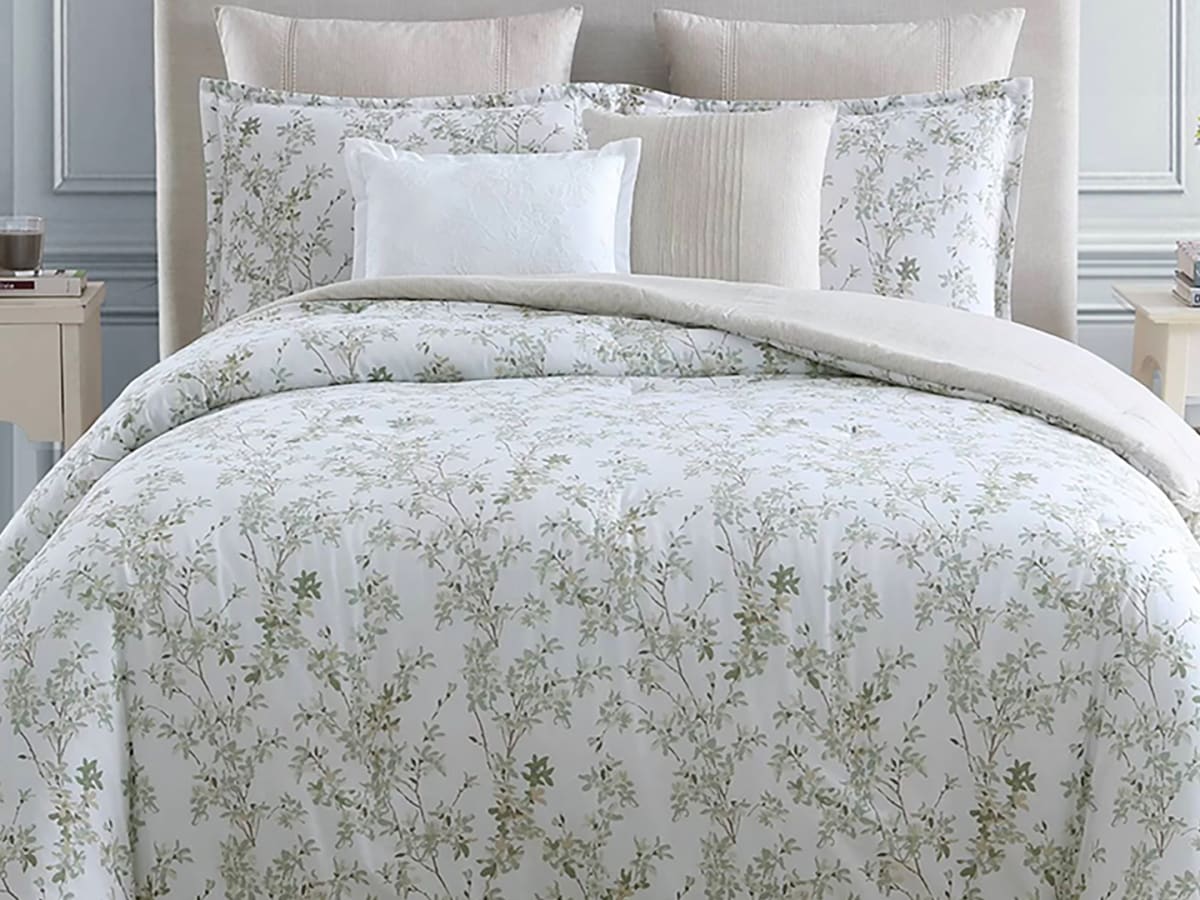 100 deals cotton comforter
