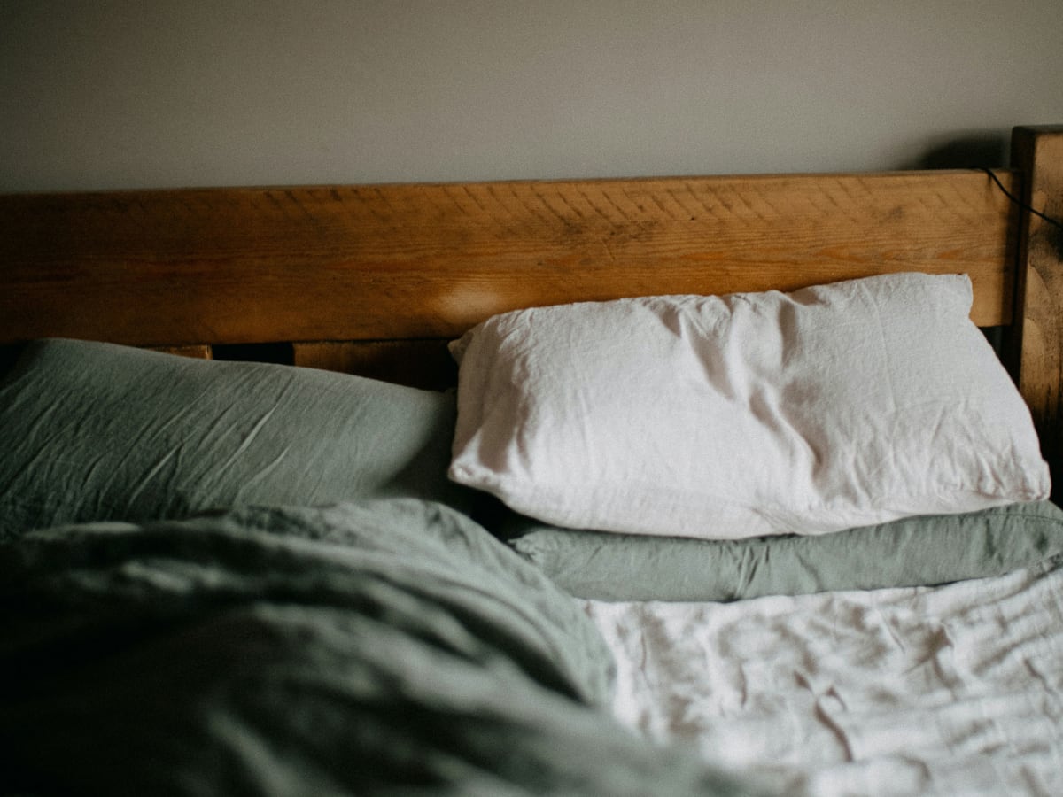 How to remove odor from pillows clearance without washing