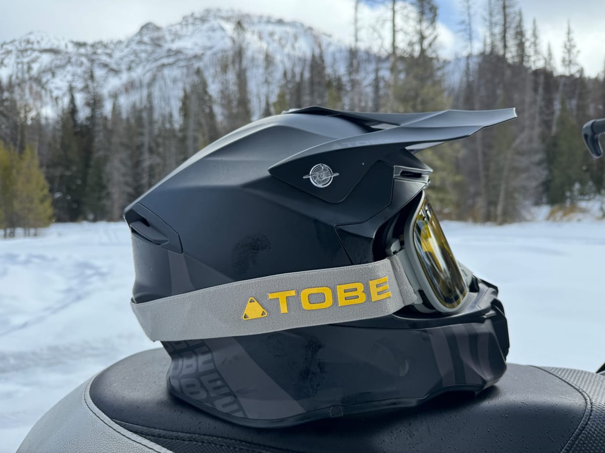 Staying Cool While Staying Safe The Tobe Vale Snowmobile Helmet