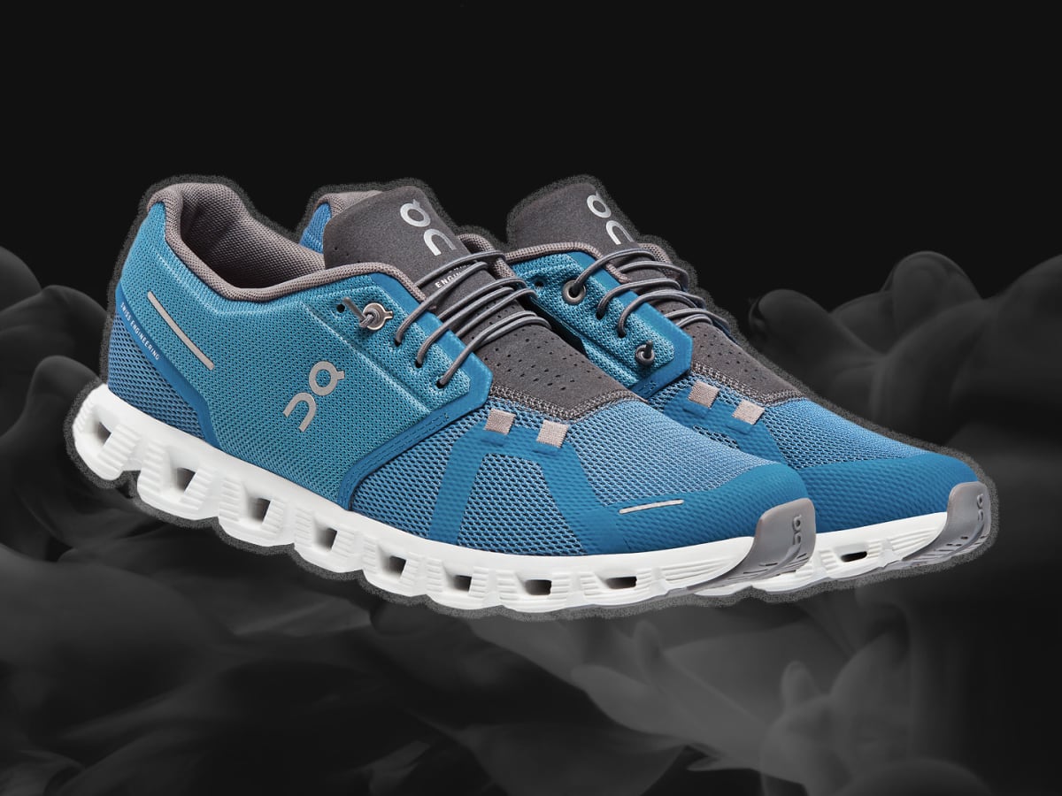 On cloud hotsell running shoe sale
