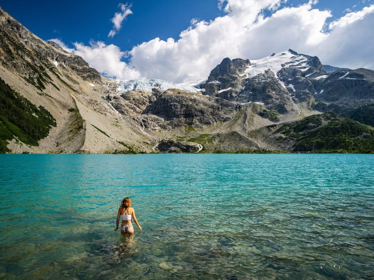 Joffre lake outlet hike distance