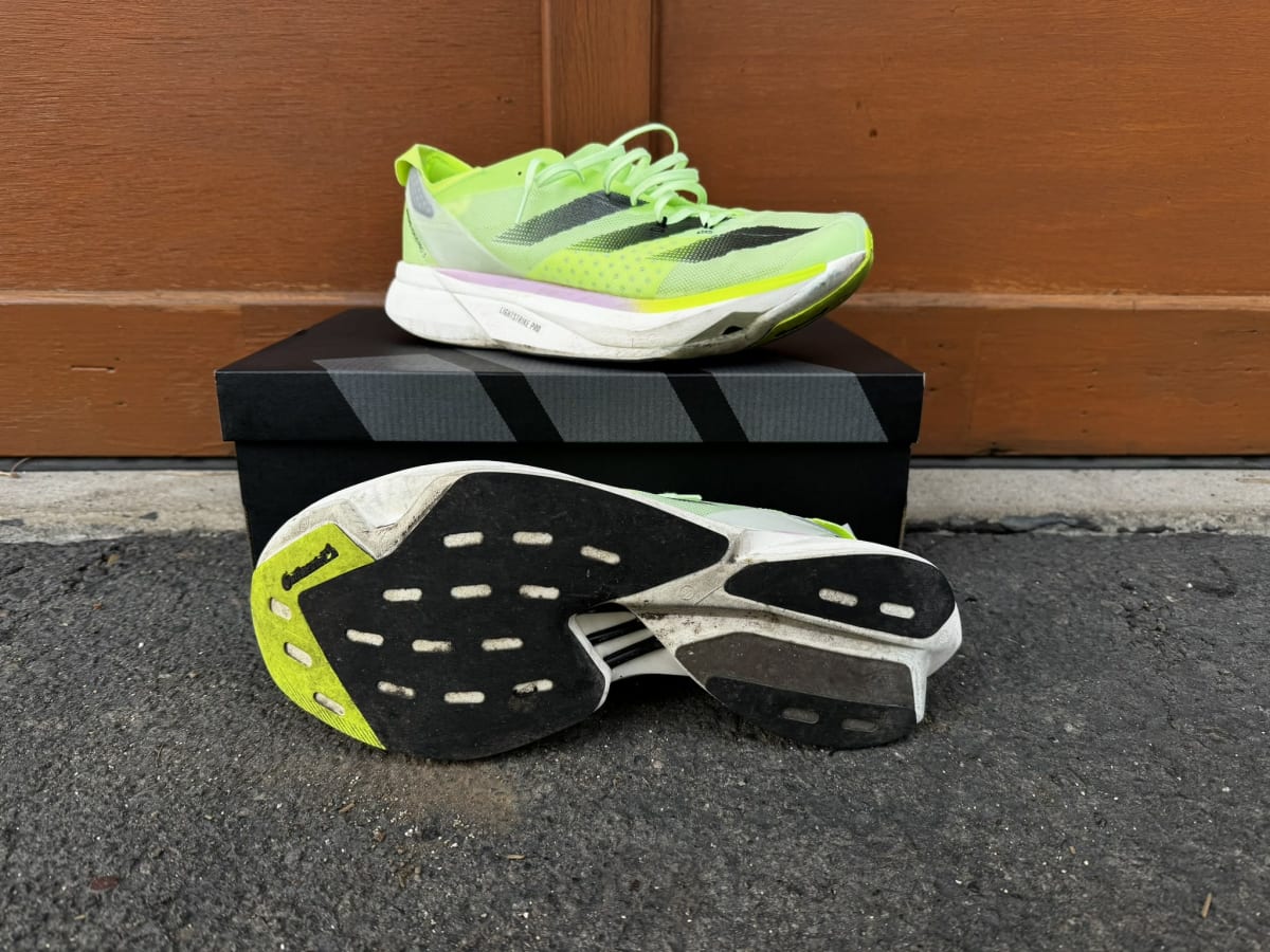 Nike vaporfly 4 vs adidas adizero adios hot sale