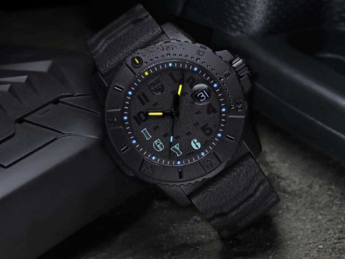 Luminox Navy Seal ブラック Luminox Navy SEAL Foundation Exclusive – WatchWorks
