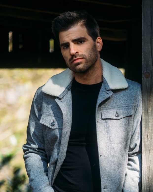 Mitch-Rossell-1a-1617137389-1280x812