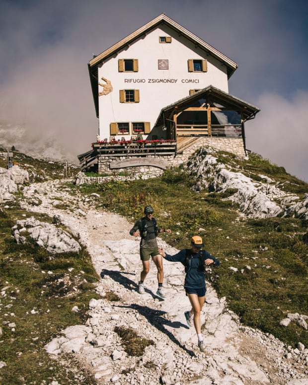 Dolomite Mountains: Custom Hiking Tours In Italy