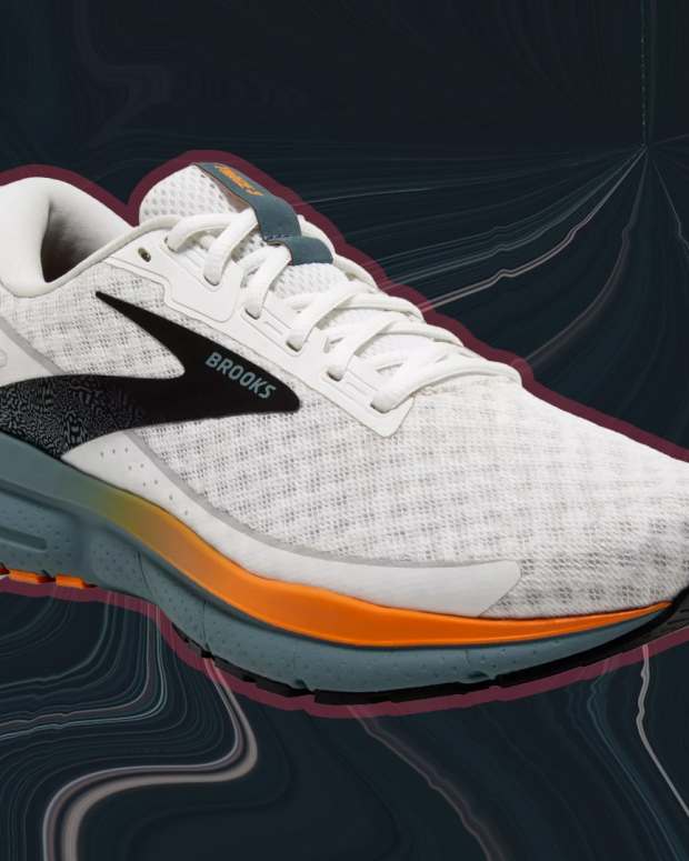 Brooks sneakers dicks best sale