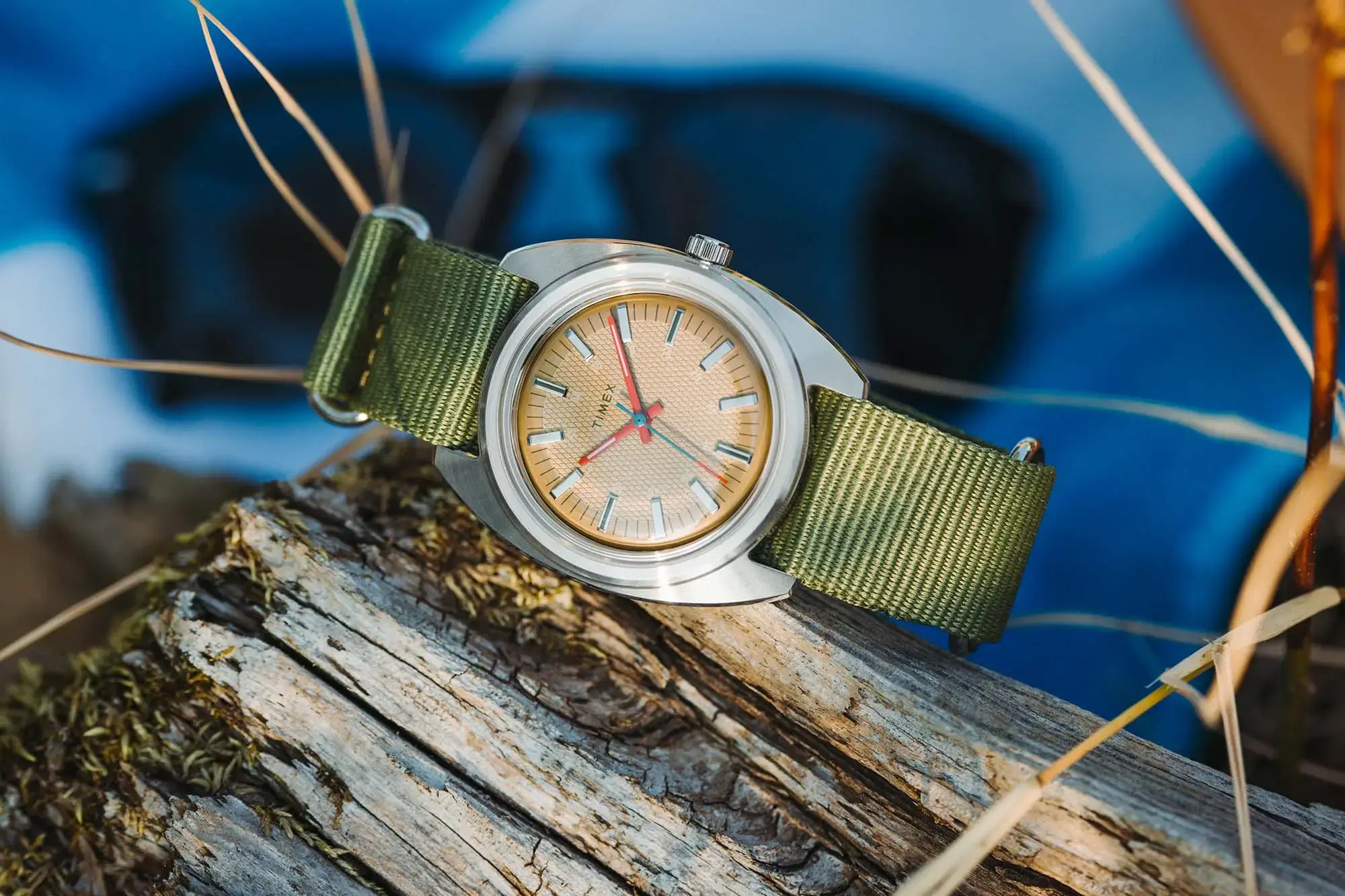 TIMEX INDIGLO WIND AND SEA 腕時計 Vintage 1970/80s Timex Indiglo Compass Bezel White Dial
