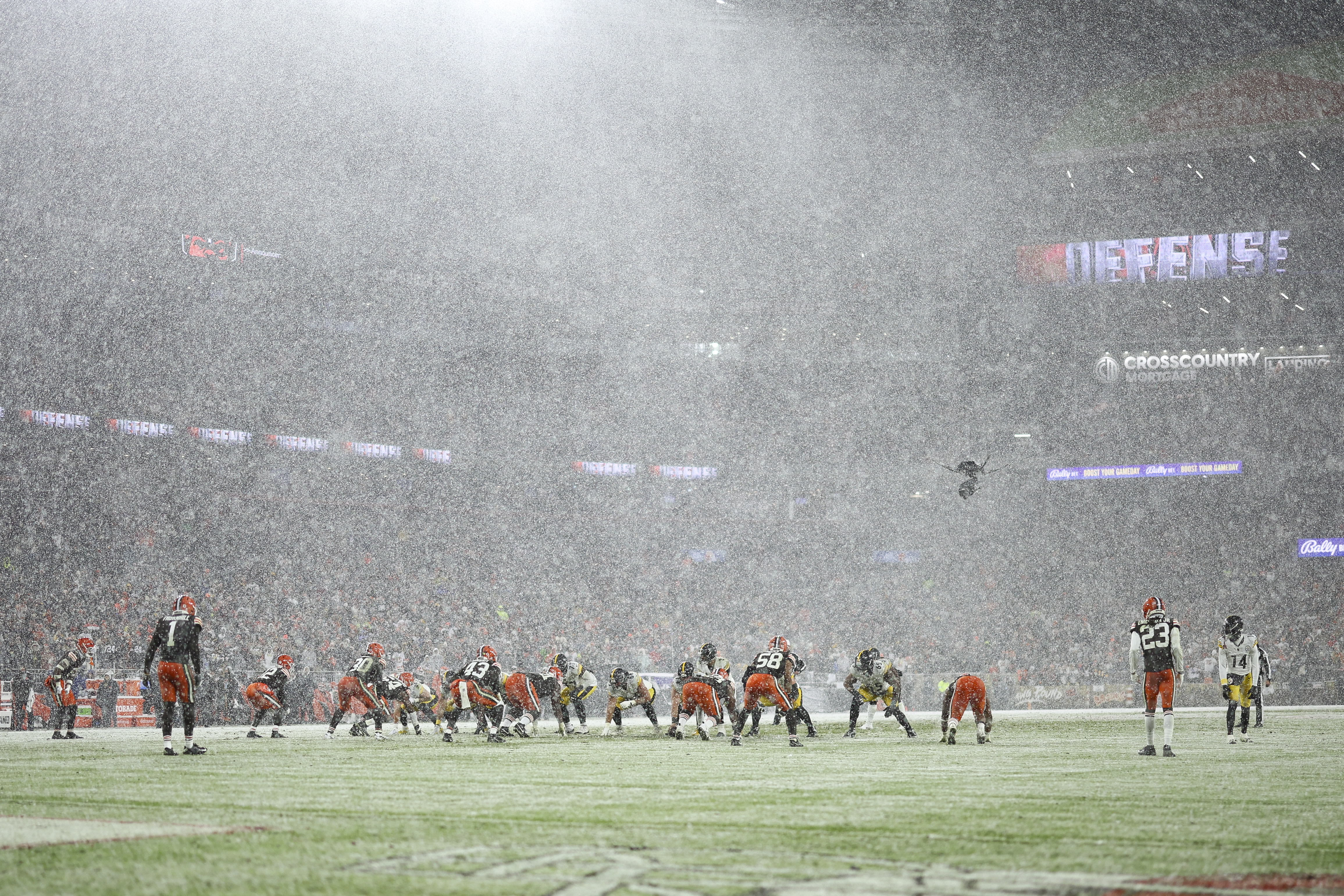 One NFL Week 7 Game Could Have Severe Weather - Men's Journal