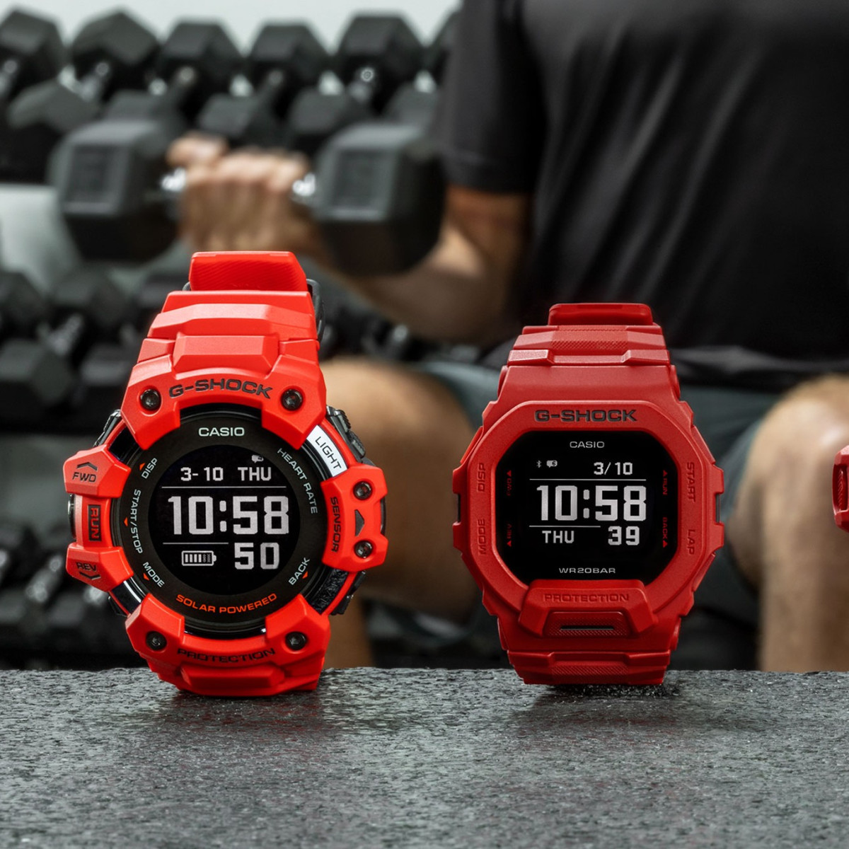 ミッキー CASIO G-SHOCK GBD-H1000 レッド GBD-H1000-4 | G-SHOCK G-SQUAD Red | CASIO CANADA