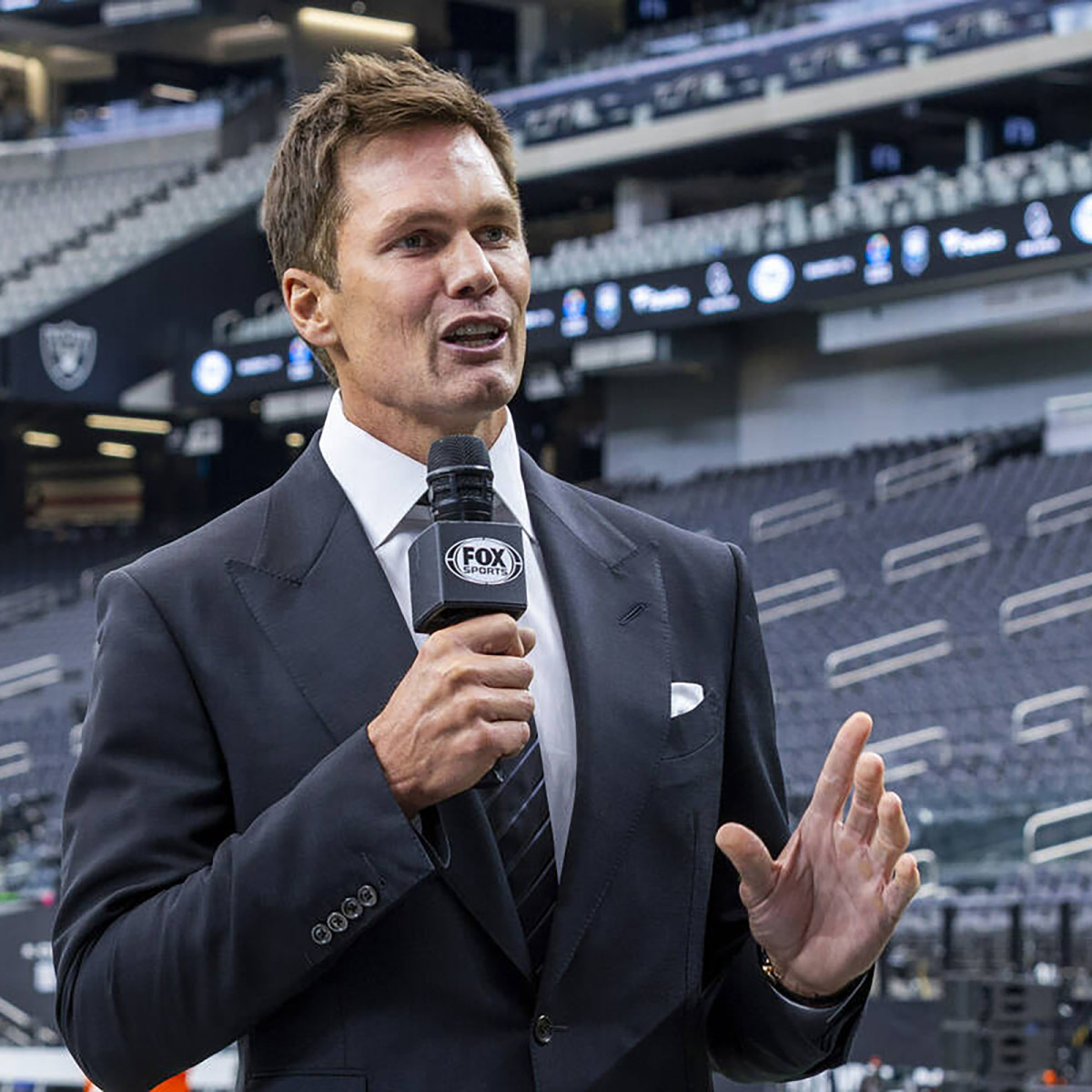 Tom Brady's 'NFL on Fox' Job Performance in Year 2 Earns Grade From  Legendary Producer - Men's Journal