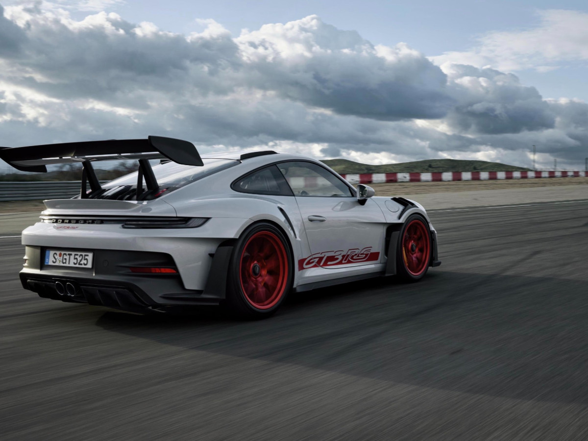 First Look at 2023 Porsche 911 GT3 RS | Men's Journal - Men's Journal