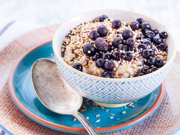 10 Ways to Lose Your Gut, According to Science 21 3 befriend fiber
