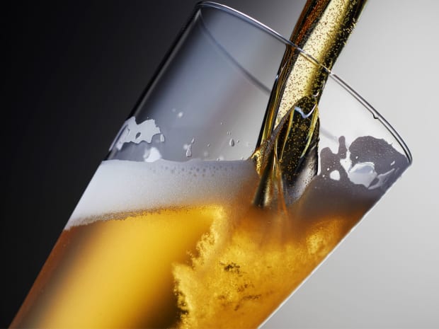 10 Ways to Lose Your Gut, According to Science 23 5 drinkin moderation