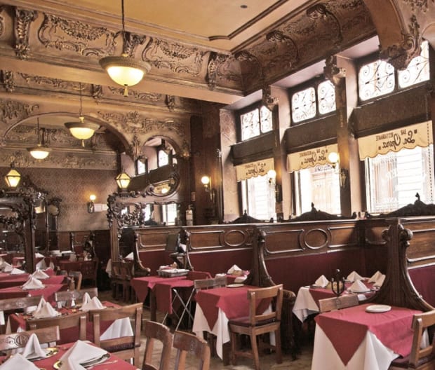 Best Bars in Mexico City for Low-key Cocktail Lounges and Mezcal Shrines