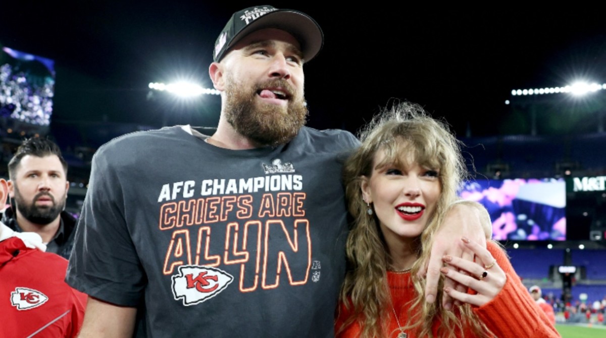 Even Travis Kelce Is Still Perplexed That He's Dating Taylor Swift