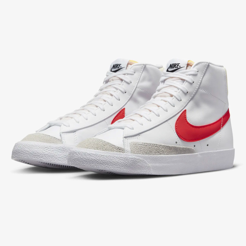 Nike’s ‘Final Sale’ Has Masses of Males’s Jordans, Air Max, Blazers, and Extra As much as 60% Off Hours After October High Day 57 nike mens blazer mid 77 vintage white sale