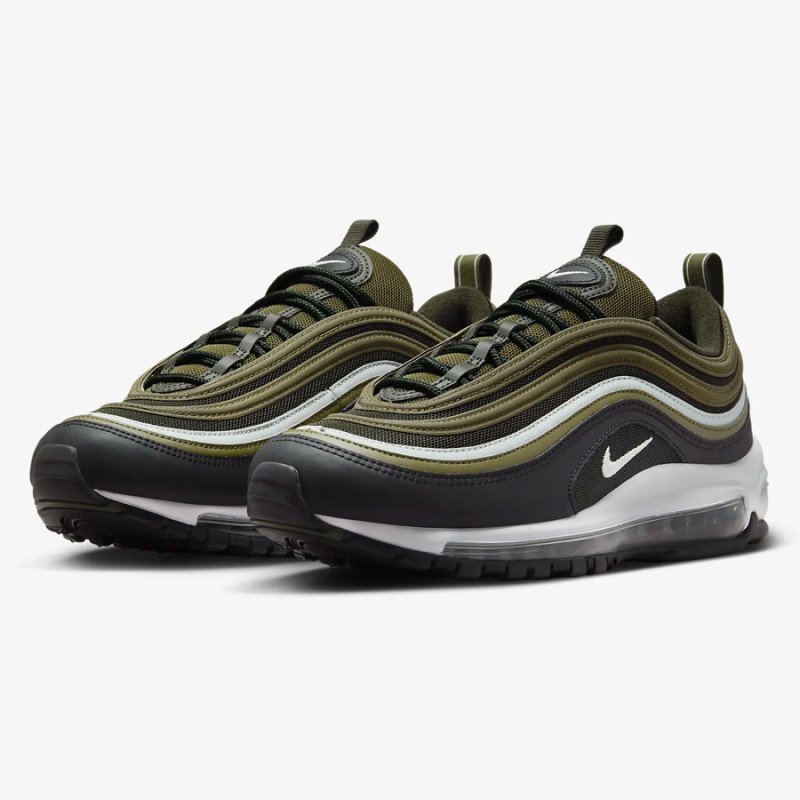 Nike’s ‘Final Sale’ Has Masses of Males’s Jordans, Air Max, Blazers, and Extra As much as 60% Off Hours After October High Day 75 nike mens air max 97 sneaker sale