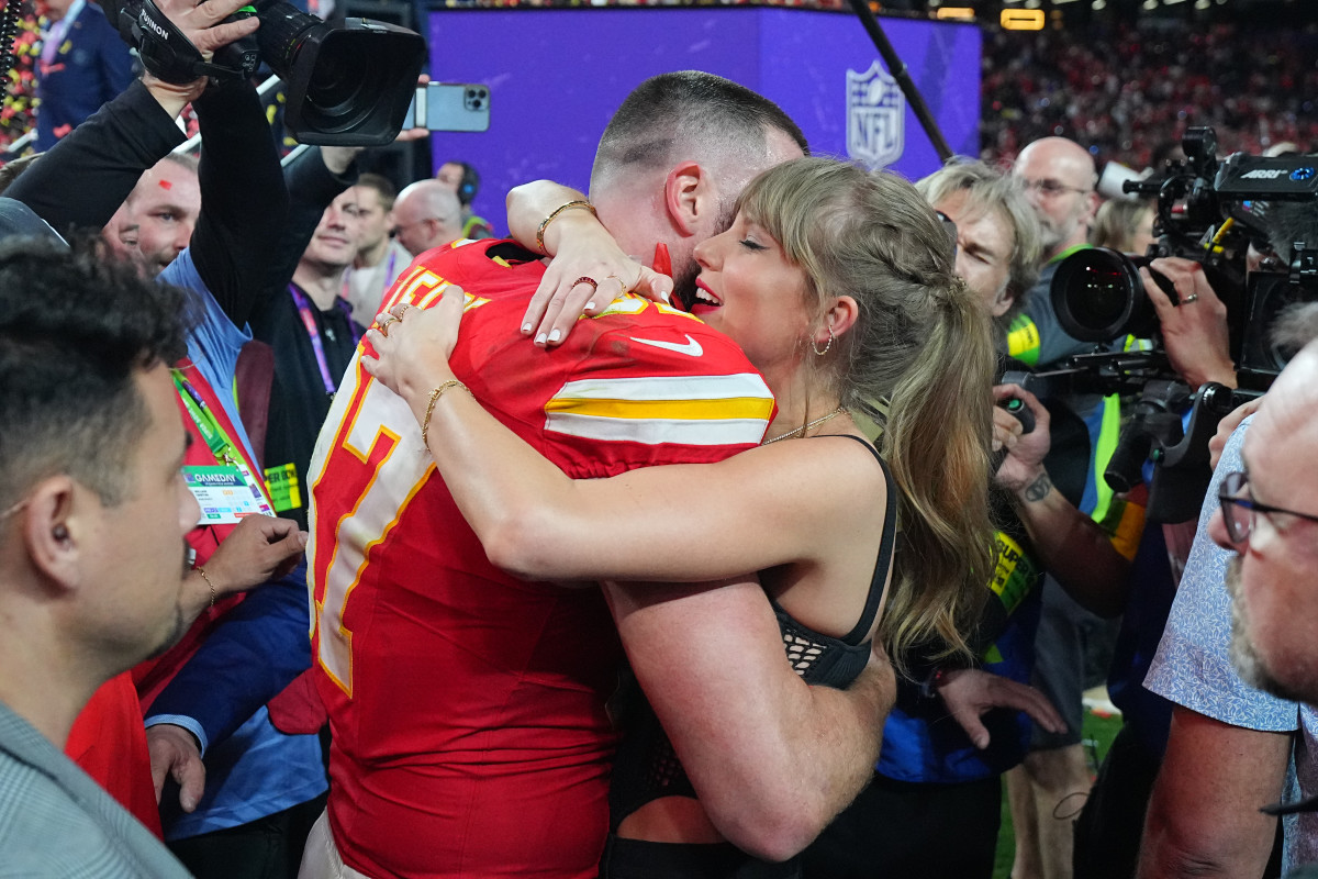 Travis Kelce Does Not Hold Back on Taylor Swift