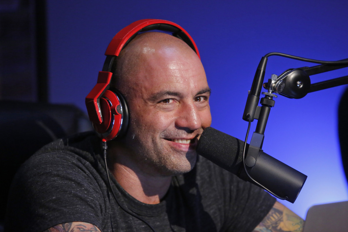 Comedian Anthony Jeselnik Slams Joe Rogan Listeners as ‘F***ing Losers’