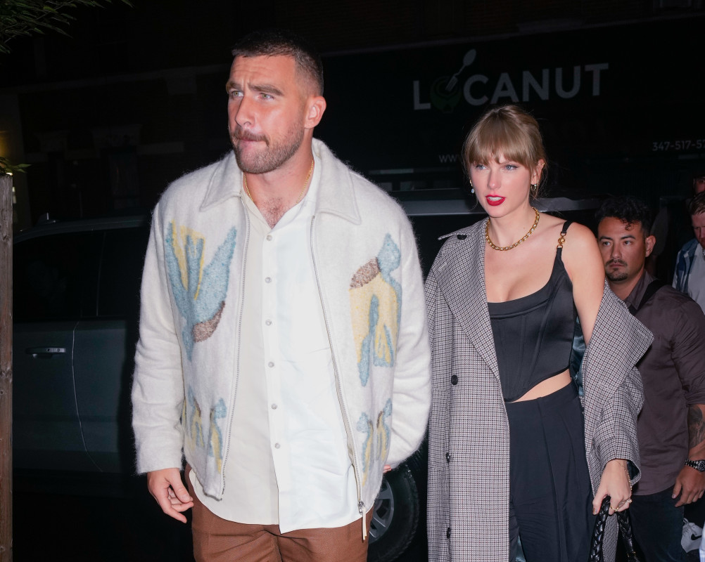 Travis Kelce Reacts to Taylor Swift Album Announcement