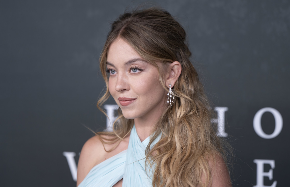 Adam Sandler razjasnil govorice o vpletenosti Sydney Sweeney v nadaljevanje filma 'Happy Gilmore'