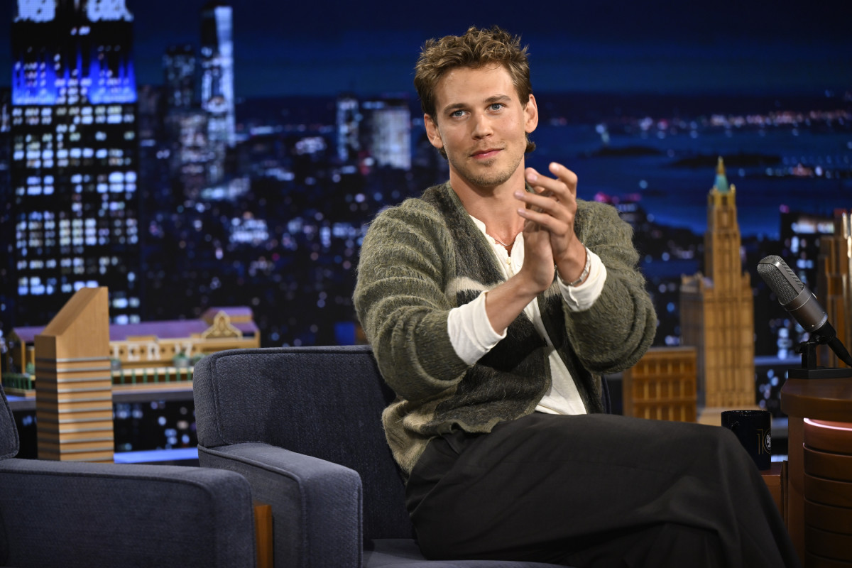 Austin Butler je priznal, da je bil pod vplivom užitne konoplje na koncertu Bad Bunnyja.