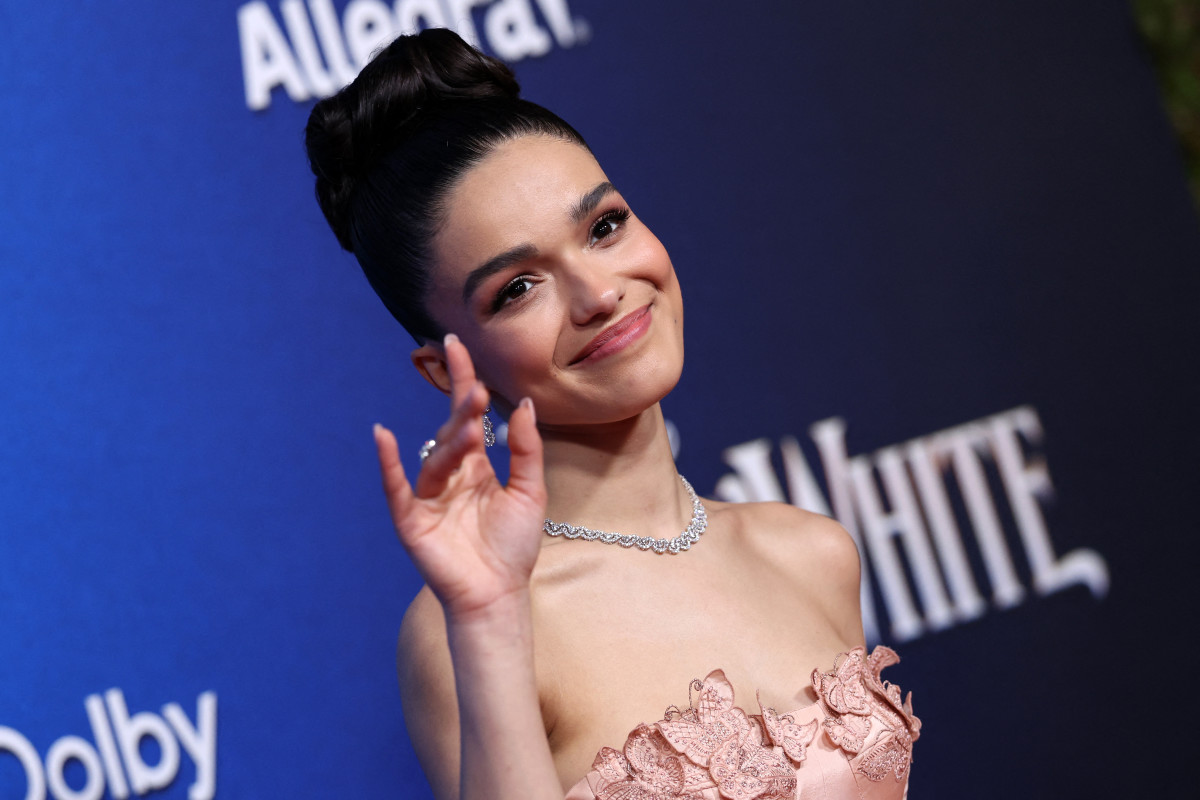 Disney's Snow White Movie Doesn't Have a Prince. Here's Why