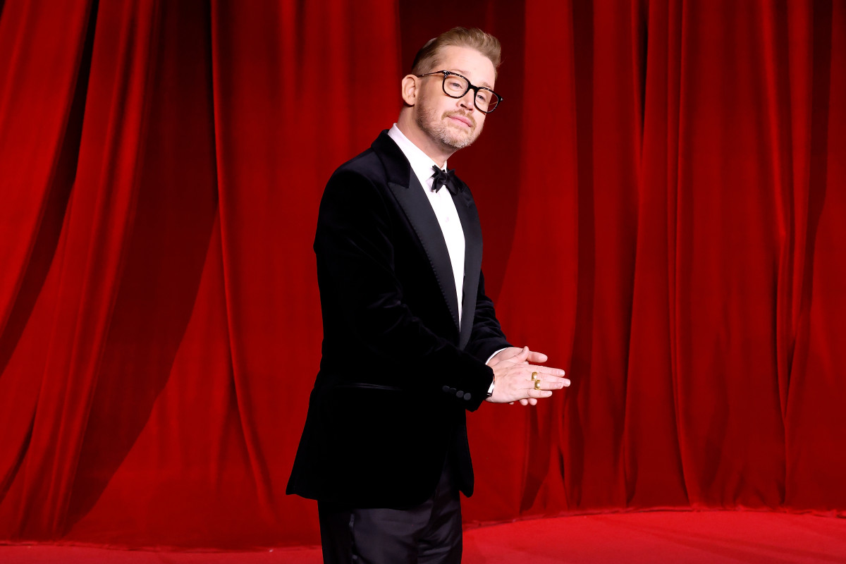 Macaulay Culkin Says John Candy Spotted the Dark Side of His Father During 'Uncle Buck'