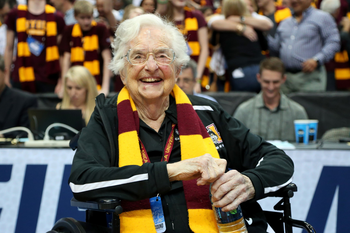 Sister Jean Dolores Schmidt, Loyola Chicago Basketball Chaplain and Super Fan, Dead at 106