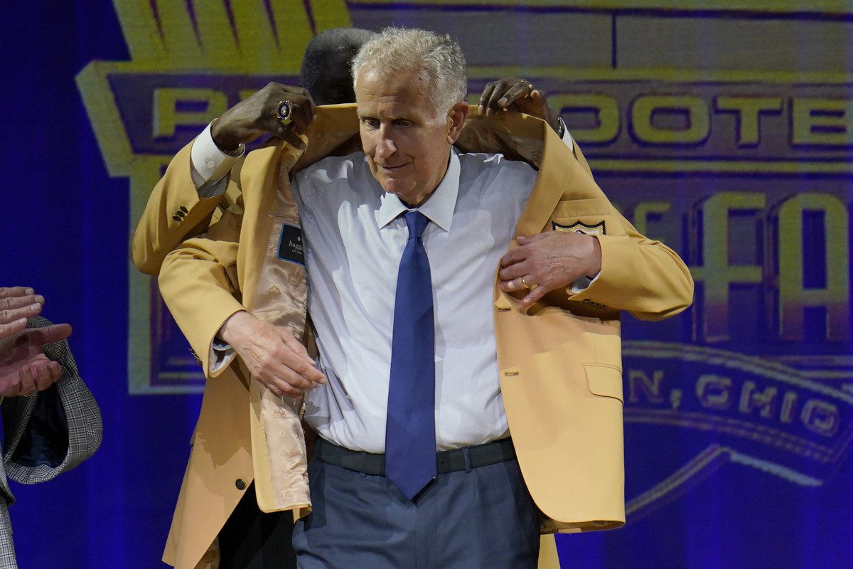 Former NFL Commissioner Paul Tagliabue Dies at 84, Cause of Death Announced
