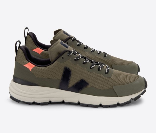 The Best Walking Shoes for Traveling 38 7 veja dekkan
