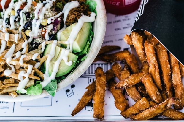 15 Foods to Avoid for Weight Loss 34 suad kamardeen ts ef2ll5gg unsplash