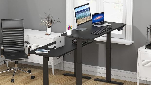 People Are ‘Seriously Impressed’ With This Sleek Standing Desk That's on Sale for Just $139 on Amazon