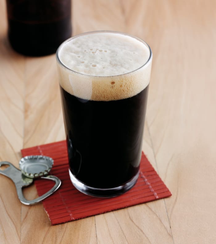 The Right Temperature to Drink Different Beers, from IPAs to Stouts